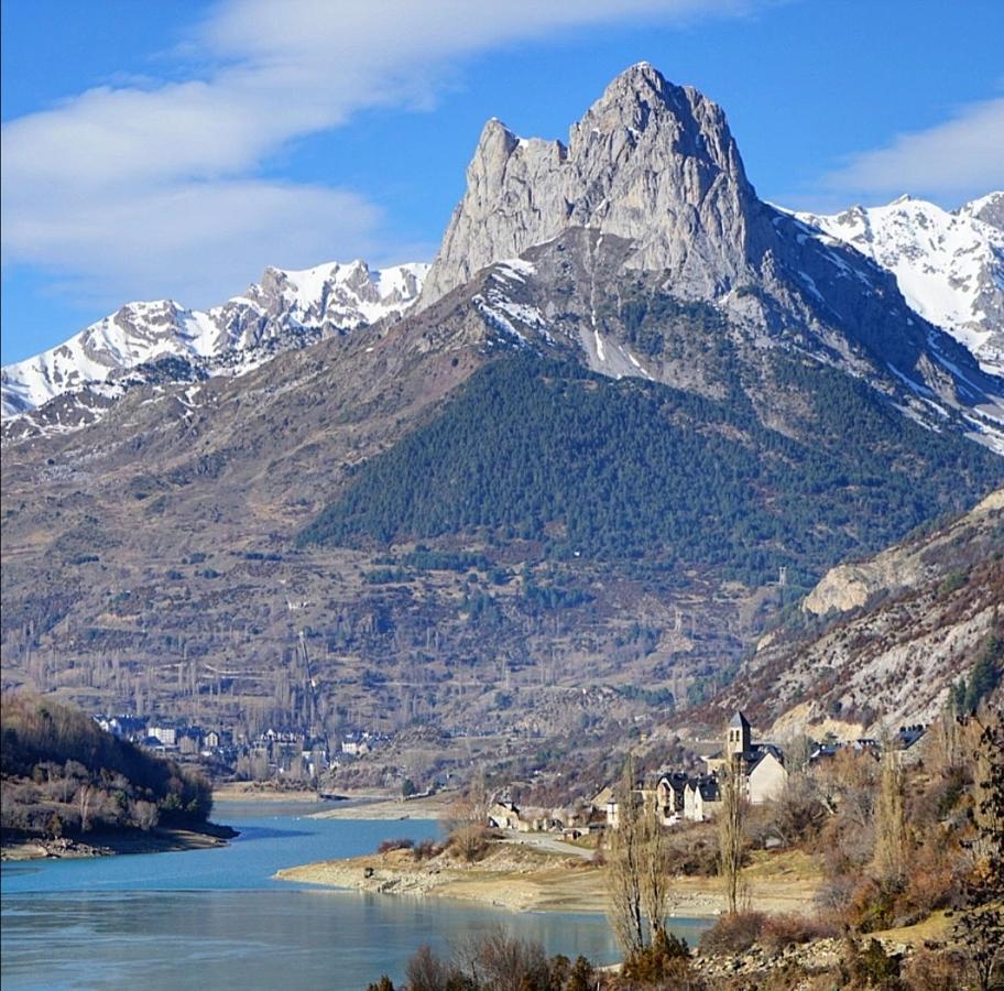 Hotel Valle De Izas Sallent de Gállego Екстериор снимка